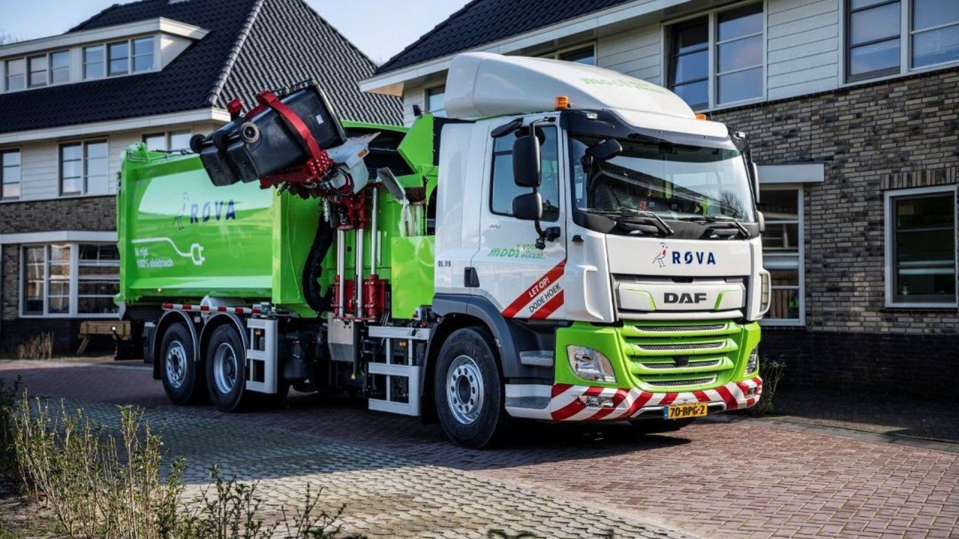 ROVA controleert pmd-containers op vervuiling in Winterswijk