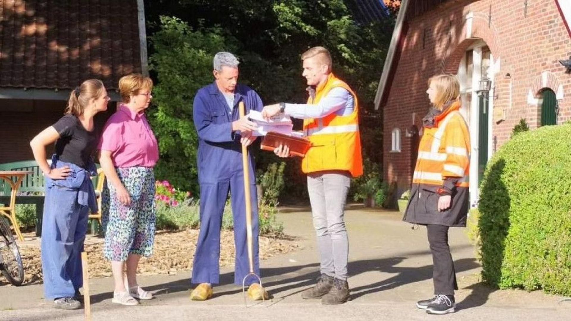 Koninklijke Erepenning voor 125-jarig toneelvereniging OBK Miste