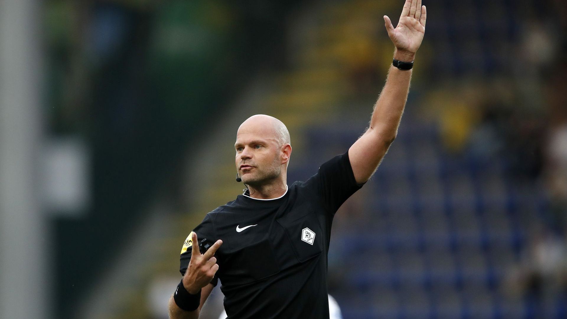 Voetbalscheidsrechter Rob Dieperink (38) overleden: ‘Hier zijn geen woorden voor’