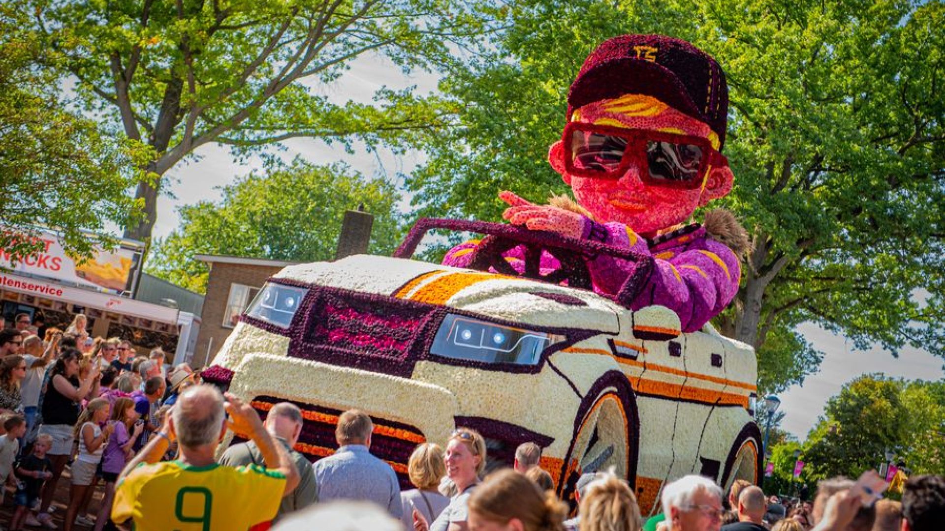 Unieke fietstour biedt exclusief kijkje achter de schermen bij corsobouwers